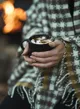 Omslagsbild för Hundtandsmönstrad pläd i lamull 0
